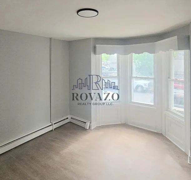 65 Hudson St #1A — Photo 3