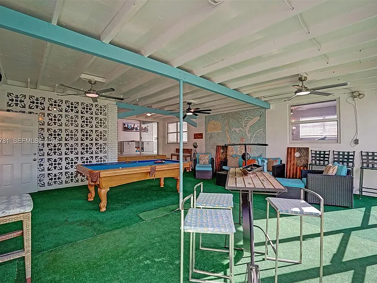 529 NW 8th St — Photo 45