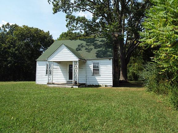 2nd image of 339 White Oak St