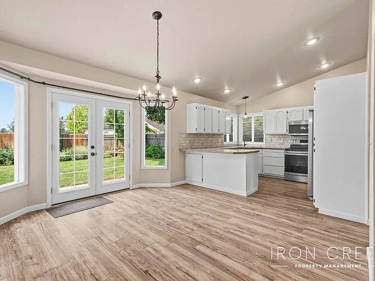 1544 E Falconrim Ct — Photo 9