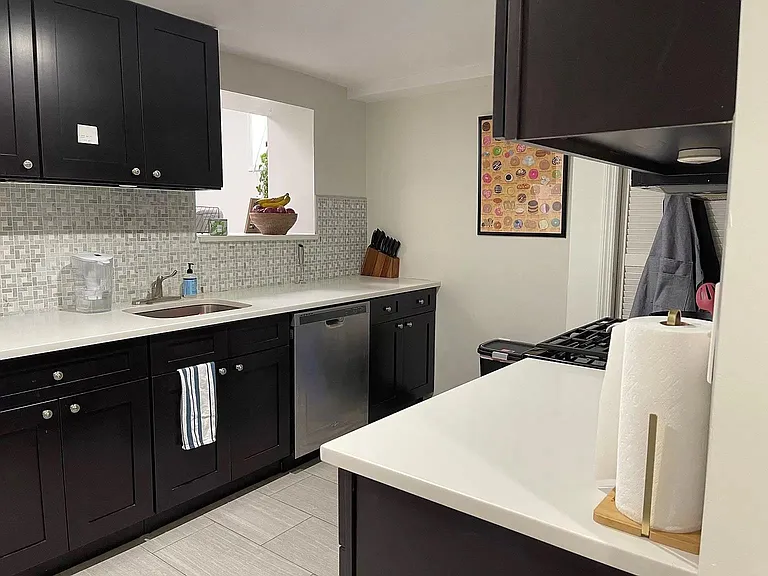 96 Maple St #1 — Photo 4