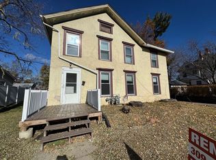 HM 618 E Locust, Davenport, IA 52803