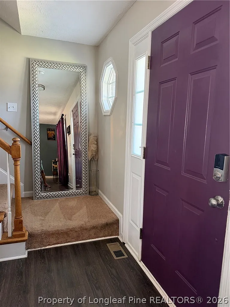 4 bed, 2.5 bath, 1996 sqft, $1,900 — Photo 2
