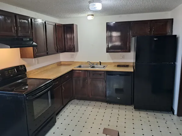 115 W 45th St #C, Loveland, CO 80538