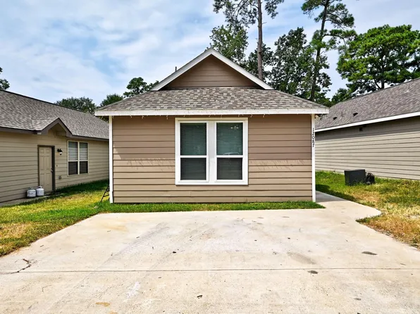 11550 Persimmon St, Willis, TX