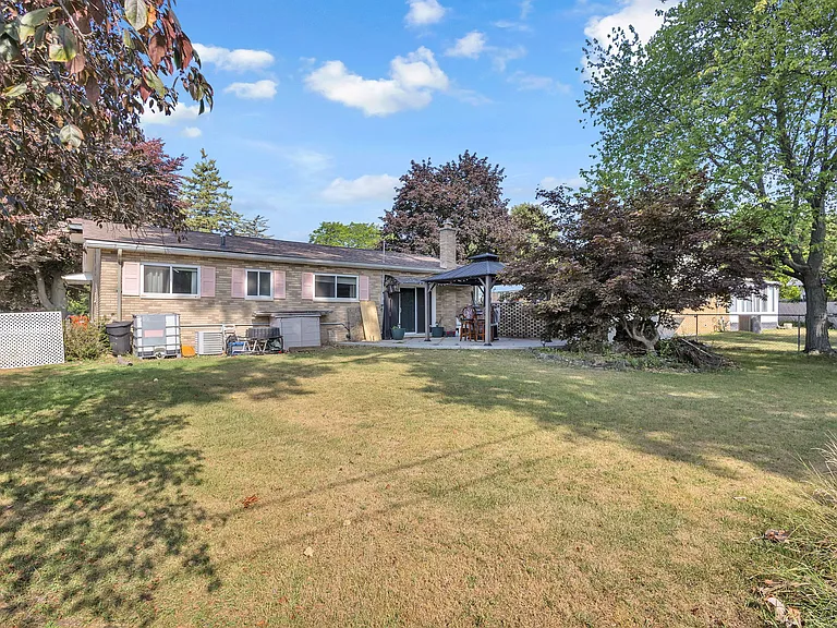 23520 Brandywynne St — Photo 9