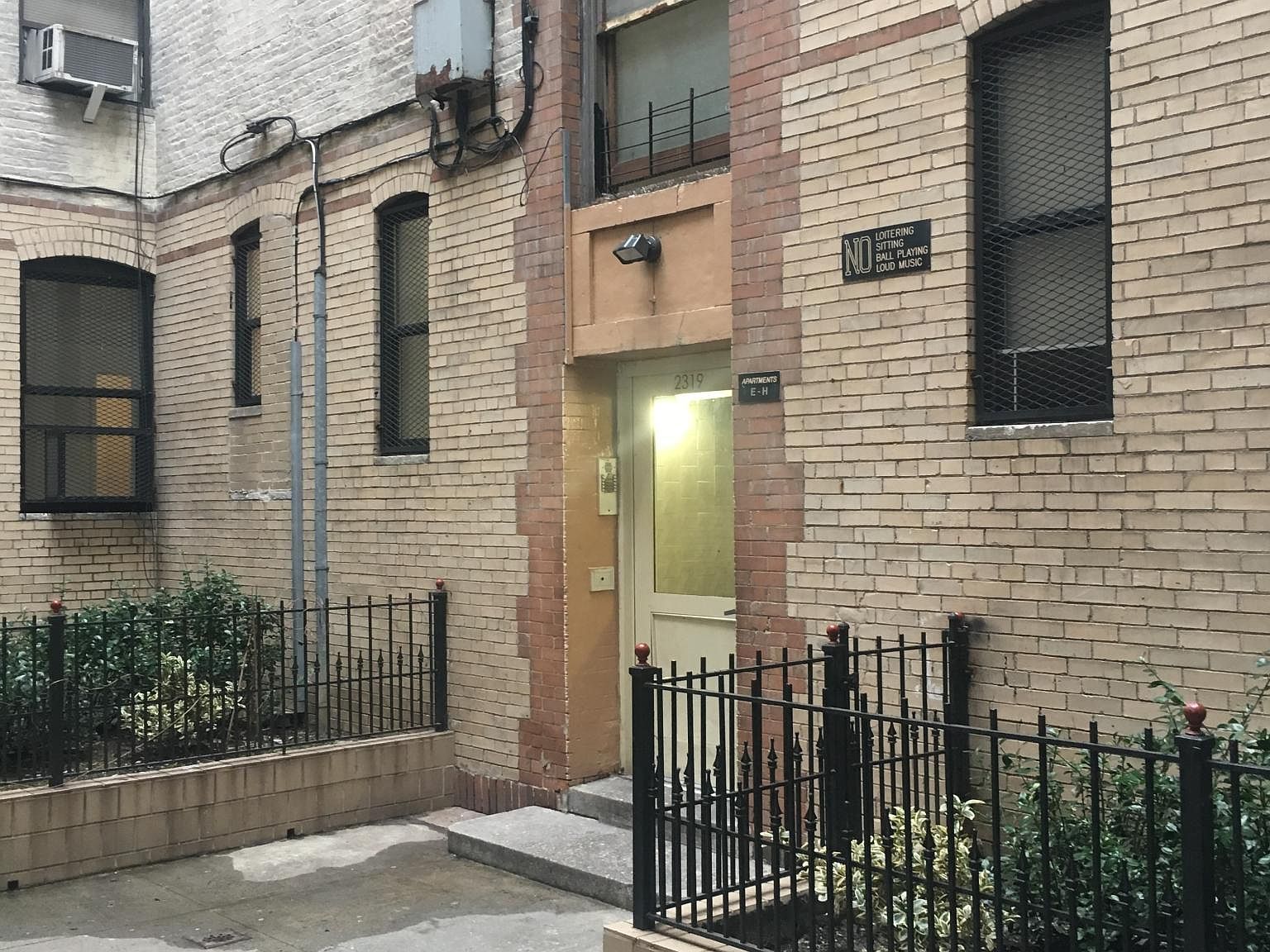 2319 Beaumont Ave Bronx NY 10458 Zillow