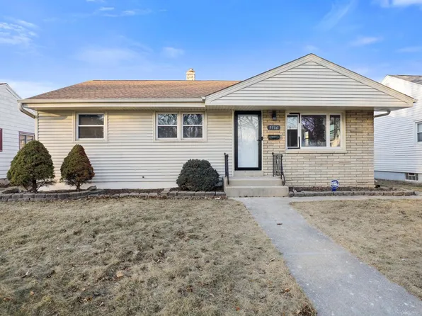 9516 West Melvina STREET, Milwaukee, WI 53222