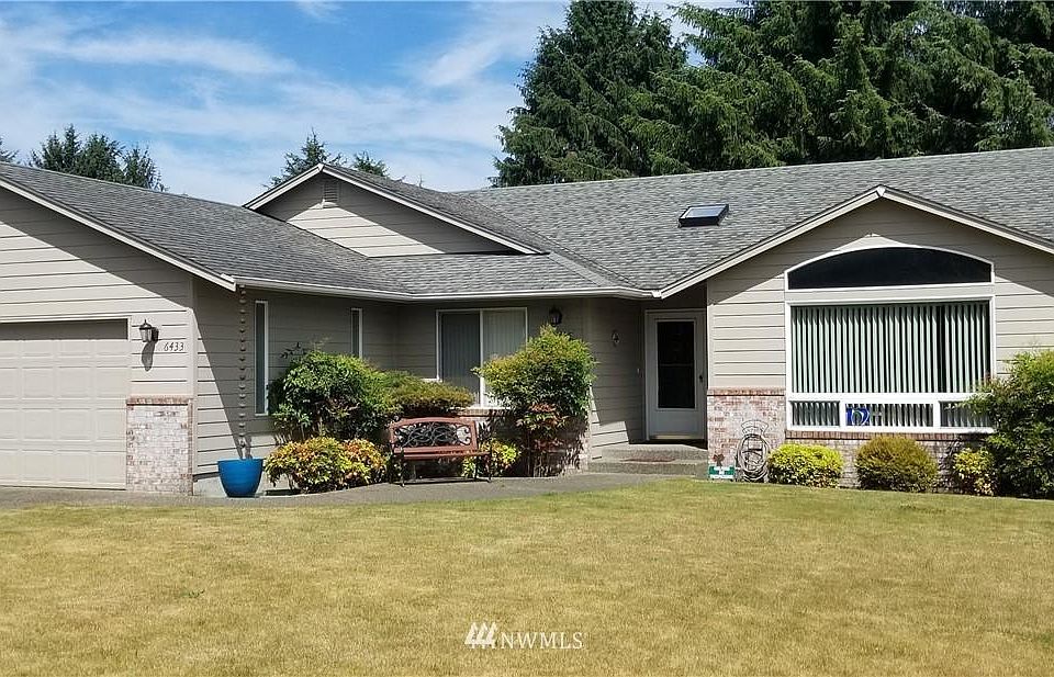 1st image of 6433 E Sarazen St SE
