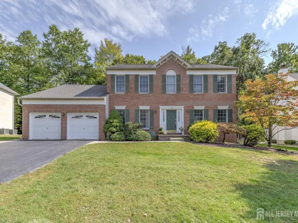 16 Tanner Dr S, Princeton, NJ 08540