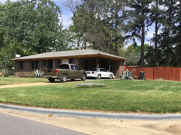 2nd image of 3319 3rd Ave