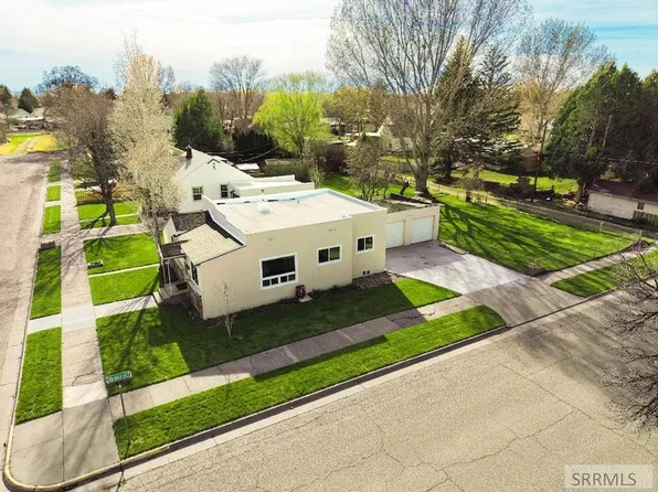 315 S Birch St, Blackfoot, ID 83221
