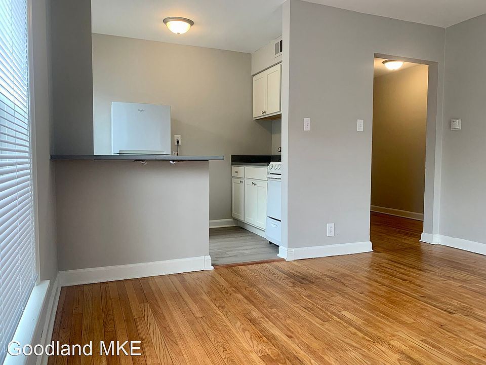 1st image of 7205-7211 W Becher St #3