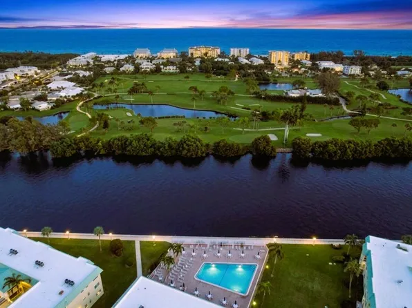 35 Colonial Club Drive #203, Boynton Beach, FL 33435