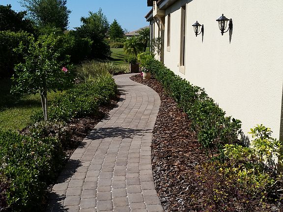 Side paver path to entrance