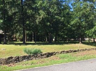 3 Resplandor Pl, Hot Springs Village, AR 71909