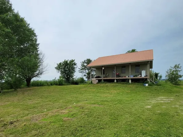 23491 230th St, New Canton, IL 62356