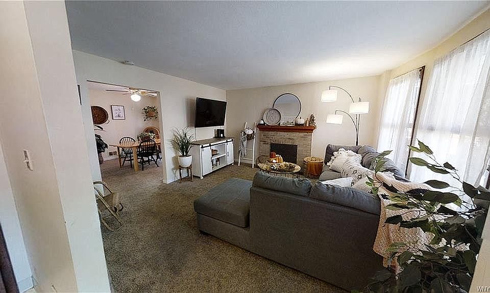 1st image of 23 Lakewood Ave