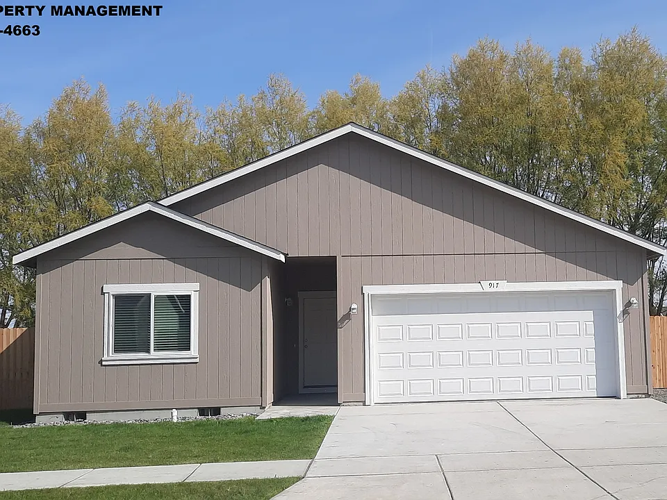 917 E McKenzie Ave
