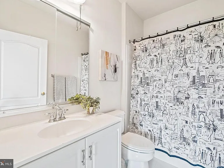 15000 Barlow Dr — Photo 35