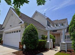 104 Lands End Ln, Carrollton, VA 23314