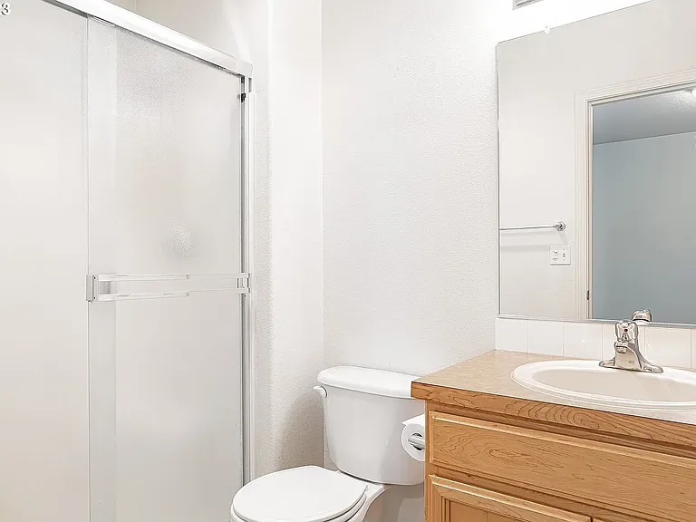 5700 NE 82nd Ave — Photo 20