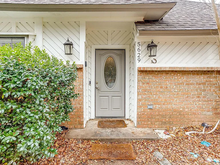 5629 Guadalajara Dr — Photo 4