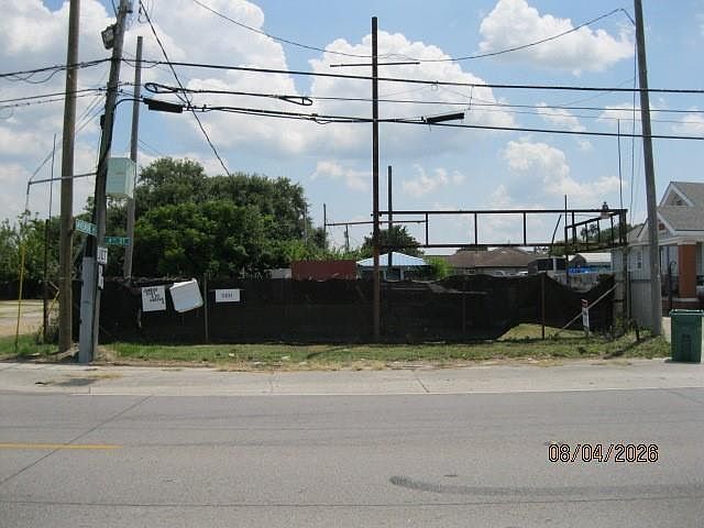 1st image of 5101 4th St