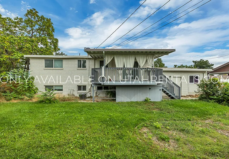 336 E Rena Ave — Photo 27