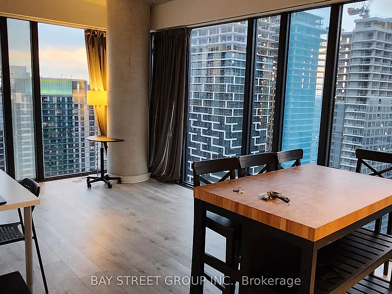 161 Roehampton Ave #3303 — Photo 6