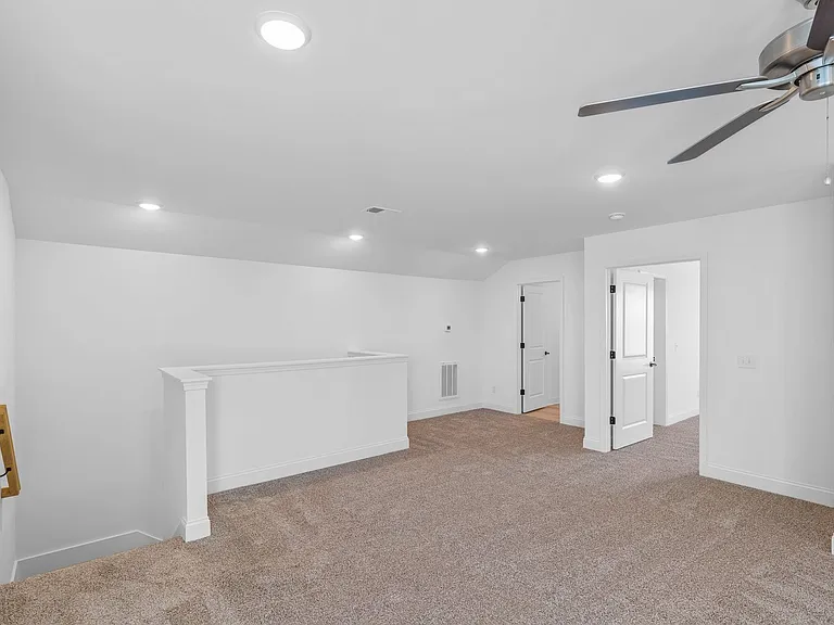 8973 James Creek Dr #JC056 — Photo 3