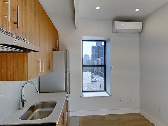 5th image of 76 E 1st St APT 4B