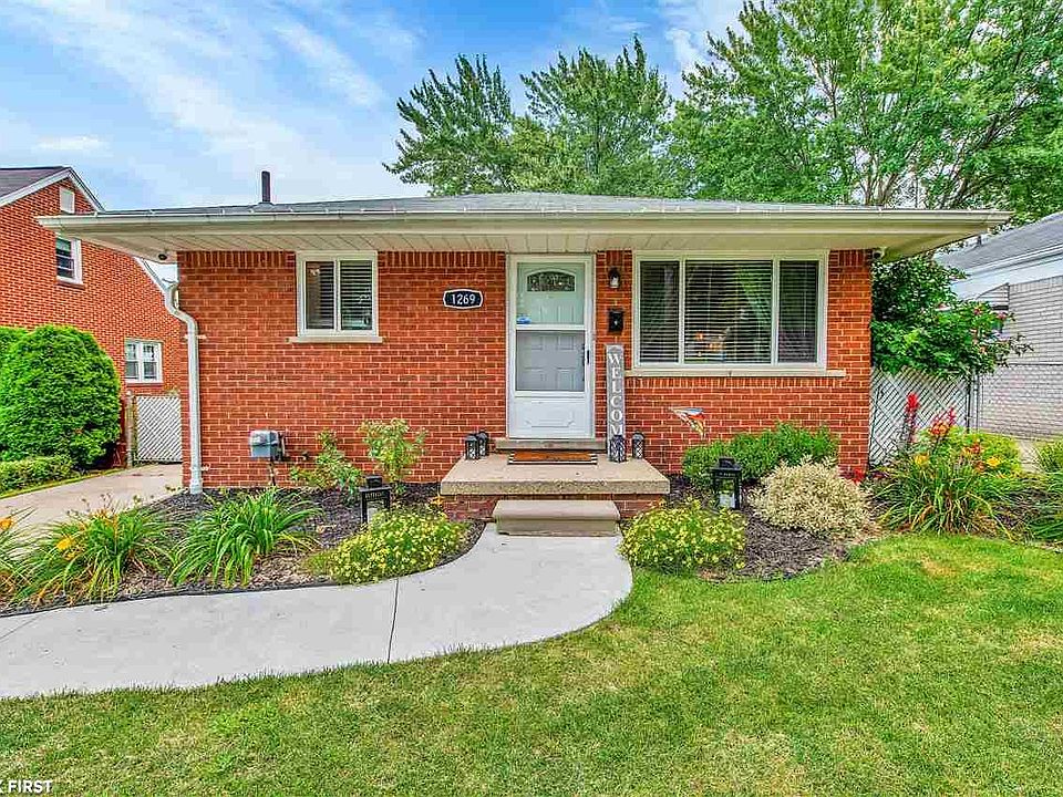 1st image of 1269 Wellesley Dr