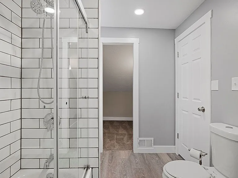 529 Spruce St — Photo 28