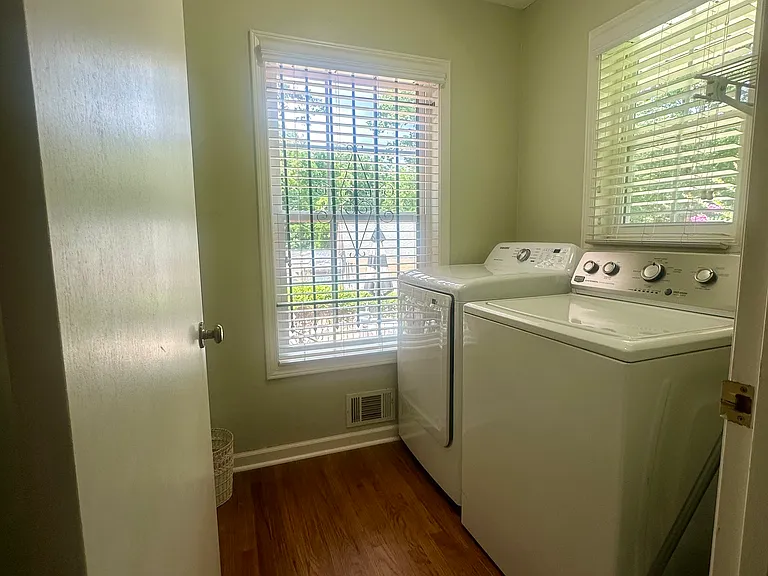 1196 Tuggle Dr — Photo 8