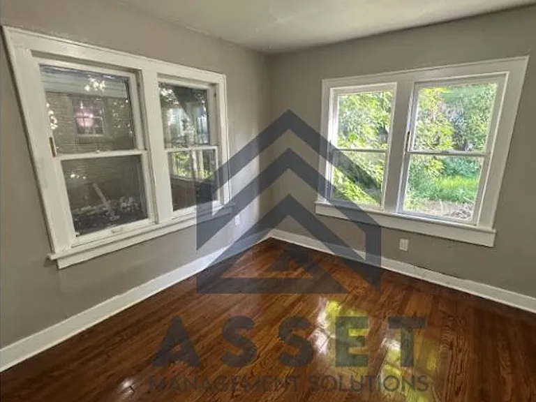 2509 NW 22nd St — Photo 10
