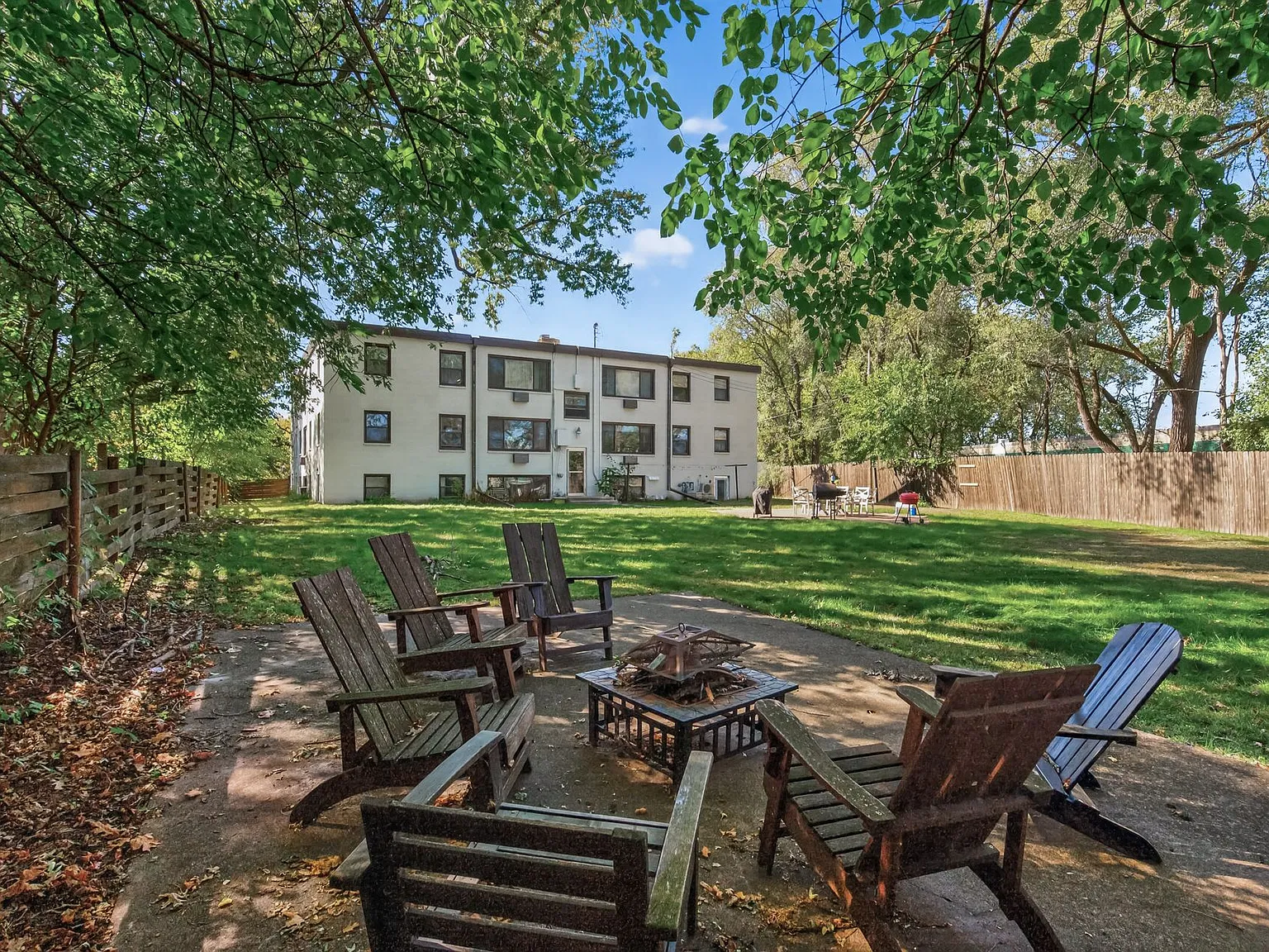 2610 Snelling Curve — Photo 4