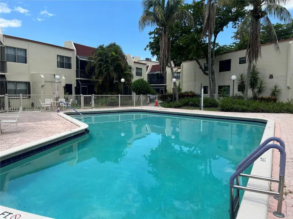 301 N Pine Island Rd APT 165, Fort Lauderdale, FL 33324