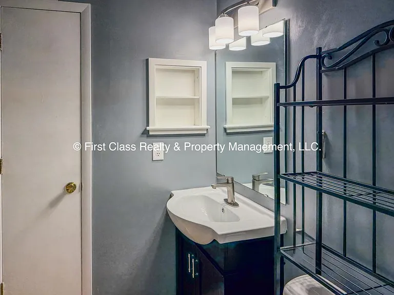 8015 Tiburon Cir — Photo 45