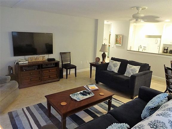 3rd image of 500 Park Blvd S APT 72