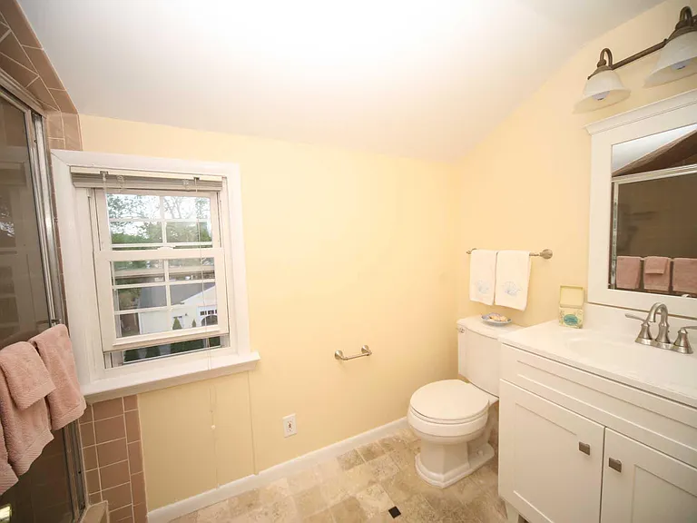 78 Pine Hill Ave #2 — Photo 6