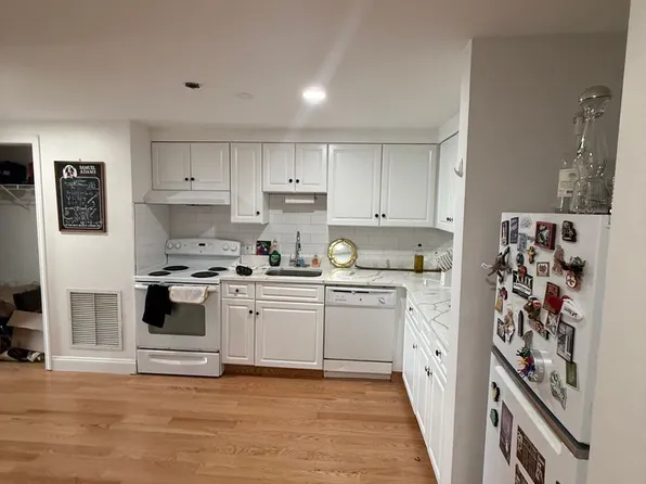 8 Glencoe St, Boston, MA