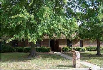3rd image of 44 Meadowview Dr