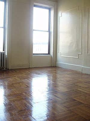 2nd image of 1047 Bedford Ave #B1