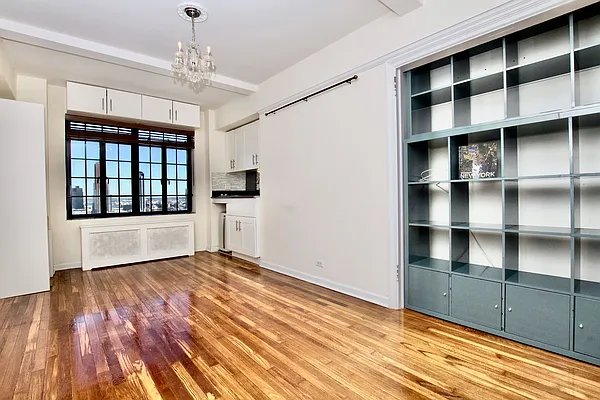 Sold by Steven Corcoran Real Estate | media 1