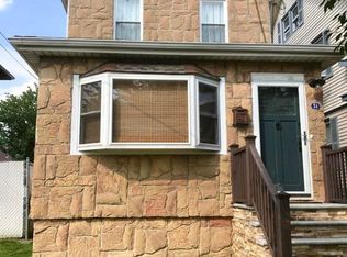 31 Orange Ave, Staten Island, NY 10302
