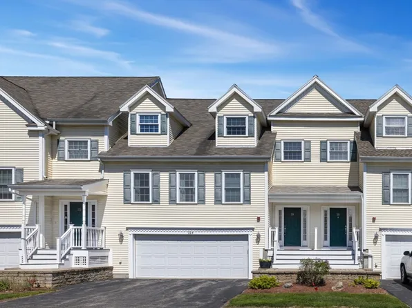 193 Elm St Unit 224, North Reading, MA 01864