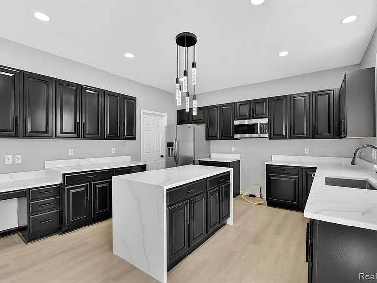 8862 Prairie St — Photo 30