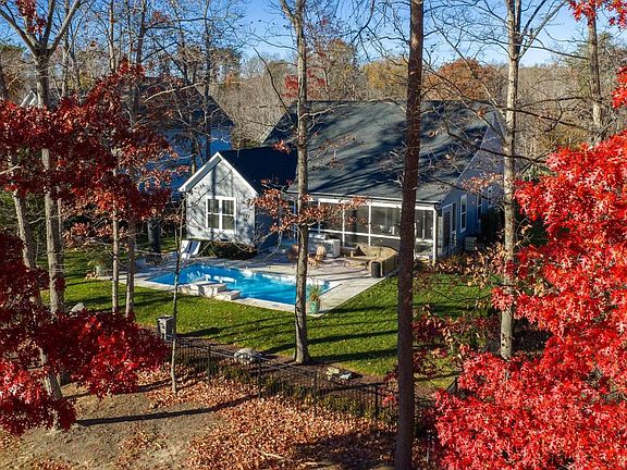 2nd image of 10908 Chatham Ridge Way