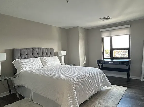 371 Bergen Boulevard, 371 Bergen Blvd #Townhouse E-1103, Fairview, NJ 07022